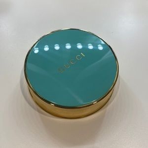 Gucci poudre de beauté éclat soleil bronzing powder in 02 light